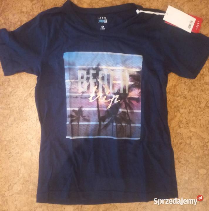 Bluzka CARRY rozmiar 134 nowa Śrem