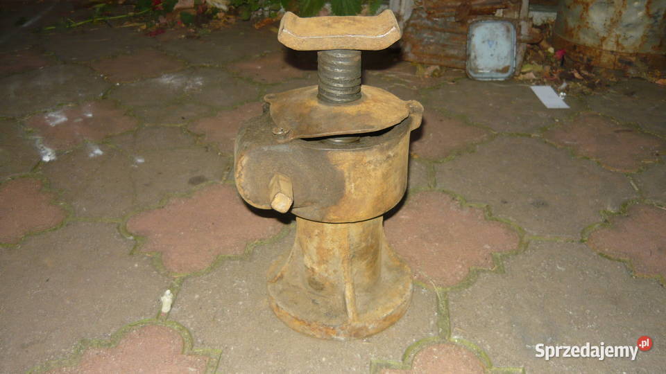 Podnośnik śrubowy lewarek stary Sokółka