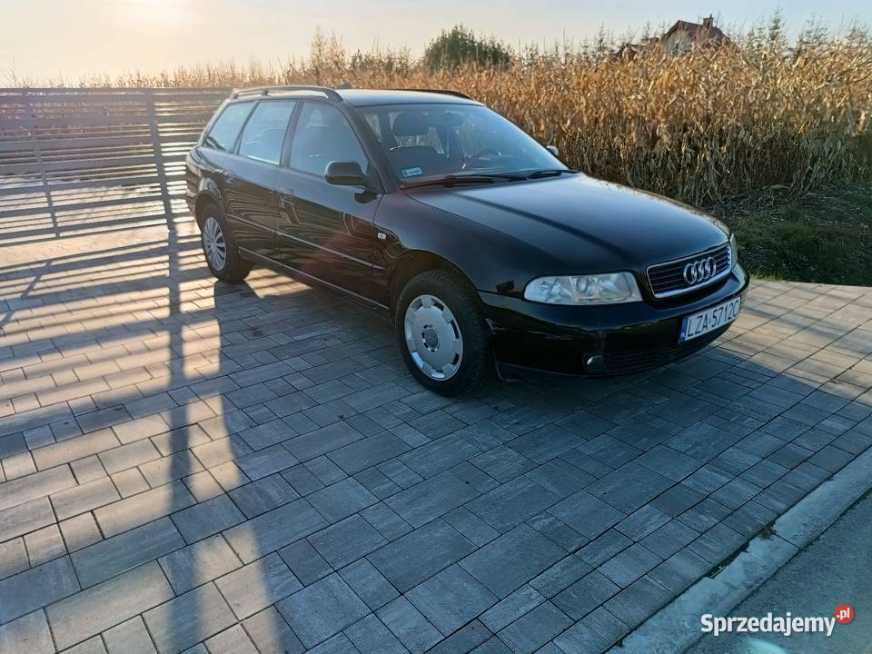 Audi A4 B5 LIFT 18 benzyna Avant ładny stan bez lubelskie Zamość