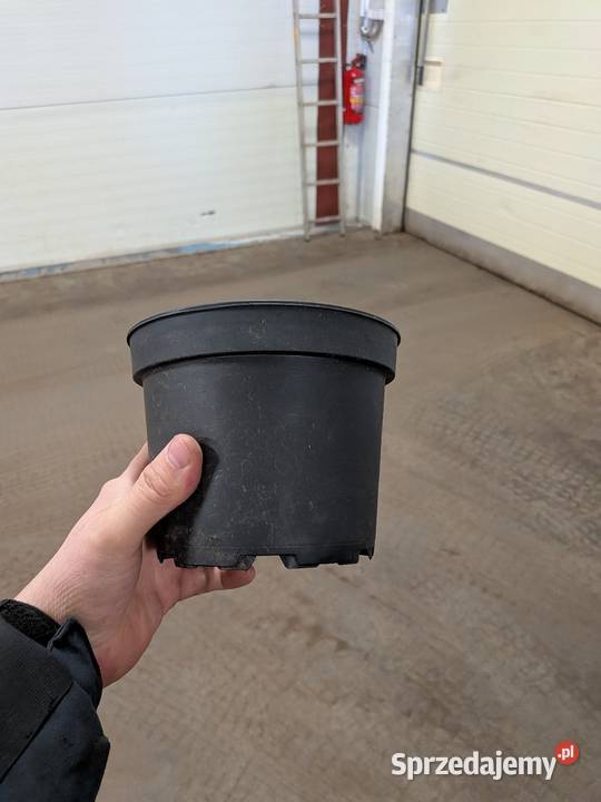 Doniczka okrągła 2l Pozostałe Goszczanówko sprzedam