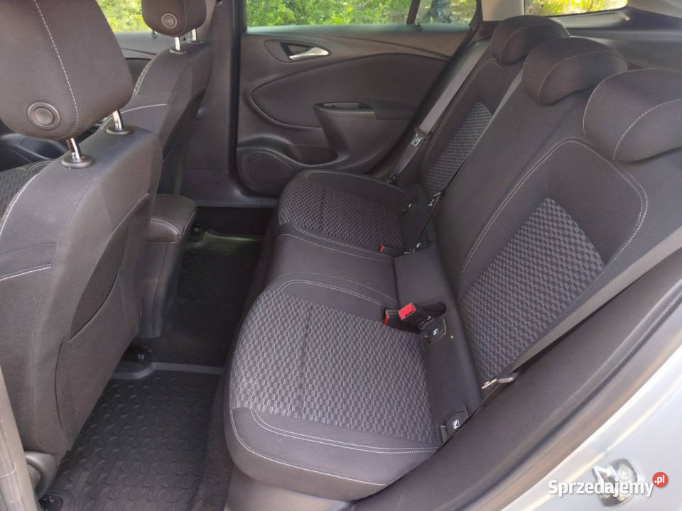 Opel Astra 2017r mały przebieq 6 biegów K