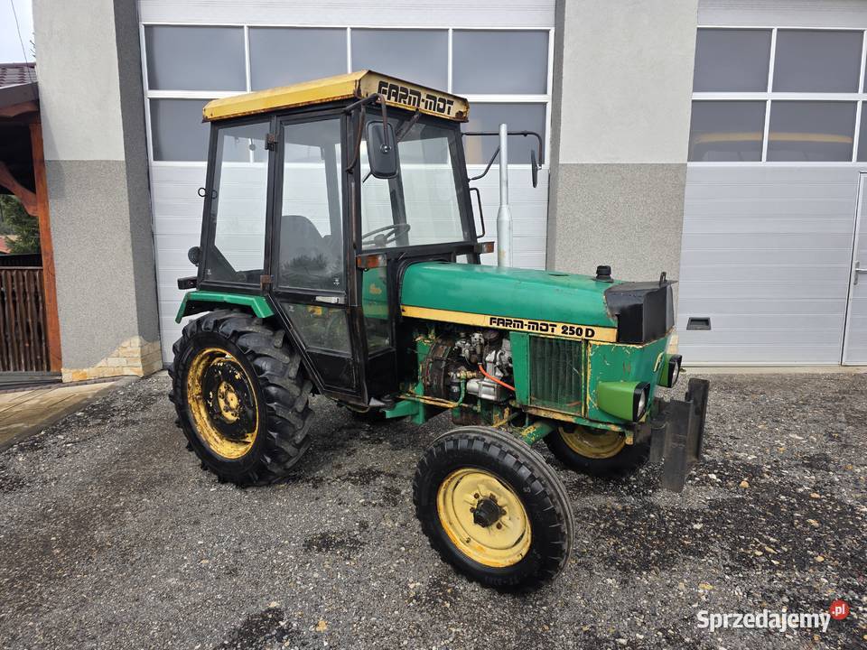 Ciągnik FARM MOT 250D 250 D farmmot C 330 Tychy