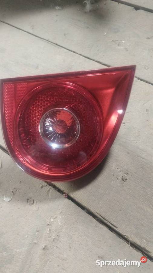 Lampa tylna lewa w klapę VW Golf 5 1K6 945 093 J sprzedam