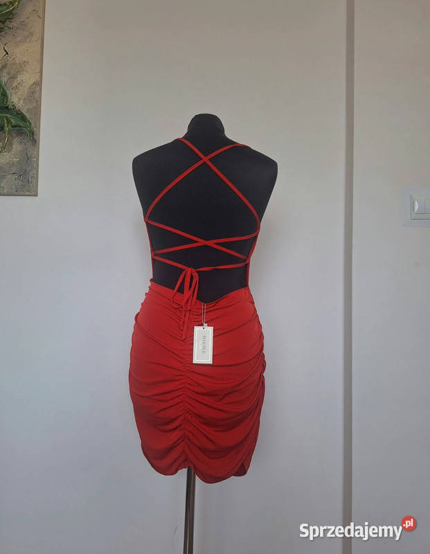 Świetna NOWA czerwona sukienka z odkrytymi Moda i Styl małopolskie Kraków