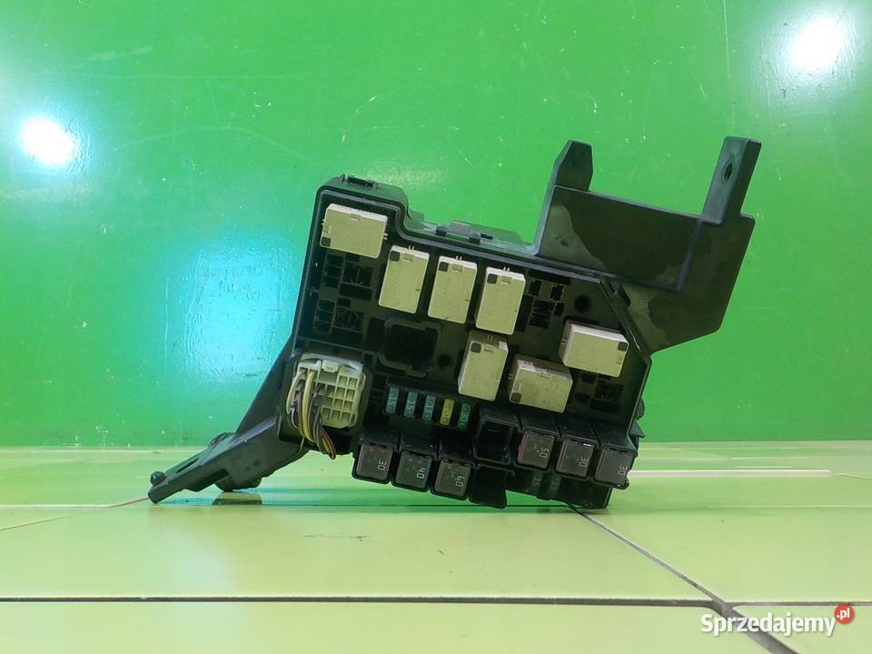 SUZUKI SX4 16 B 07r 5D skrzynka bezpiecznikow Suków