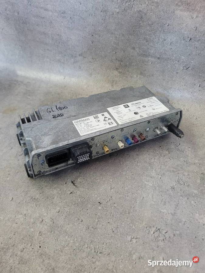 HONDA GOLD WING GL1800 SC79B 1823 OEM RADIO sprzedam