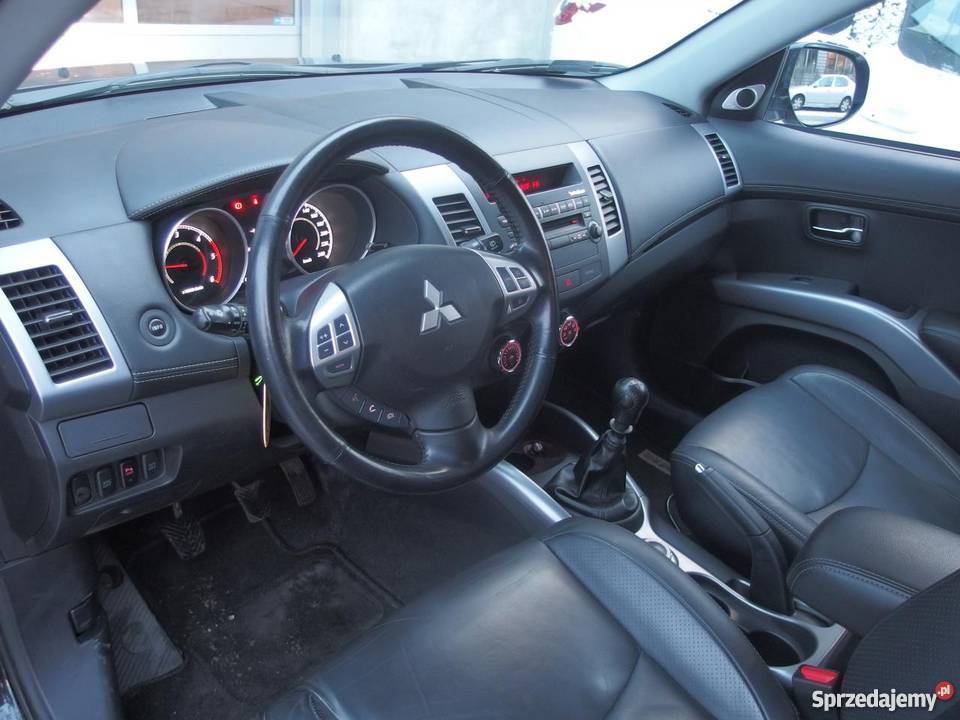 Na sprzedaż Mitsubishi Outlander 2010 Warszawa sprzedam