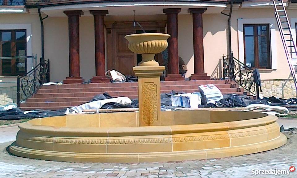 Stylowa fontanna ogrodowa z piaskowca naturalny dolnośląskie