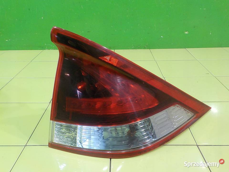 HONDA INSIGHT II 12r HB 5D lampa prawa tyl Suków