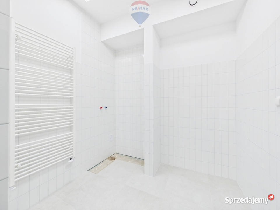 Centrum Rehabilitacyjne Łapanów 304 m2 304.76m2