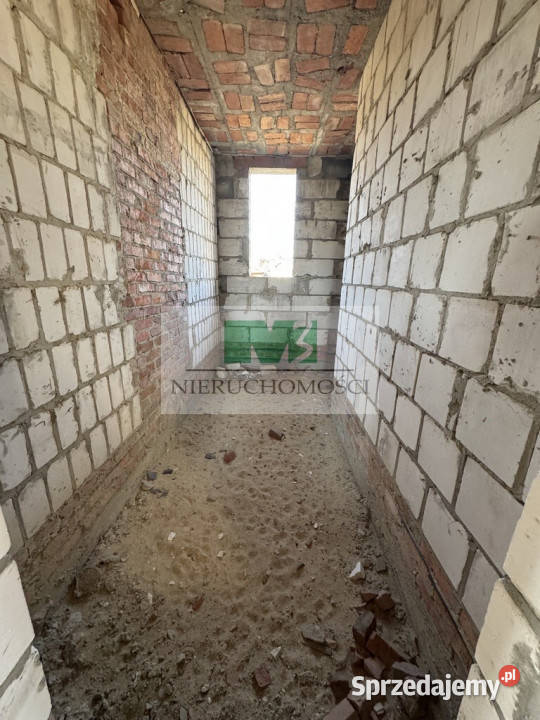 NA SPRZEDAŻ DOM W STANIE SUROWYM OTWARTYM W Górno sprzedam