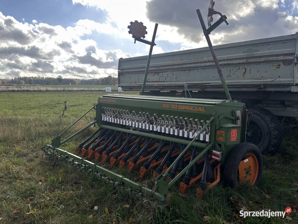 Sprzedam siewnik zbożowy AMAZONE D830 SPECIAL pomorskie Lębork