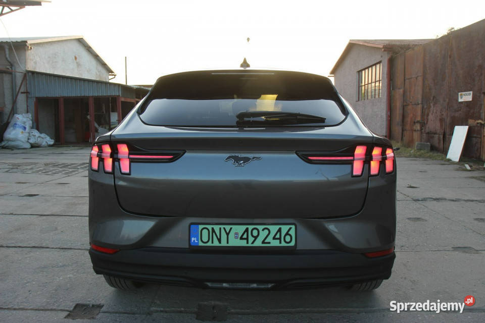 Ford Mustang MachE 2023 Elektryk 294 610 Zasięg nawigacja sprzedam