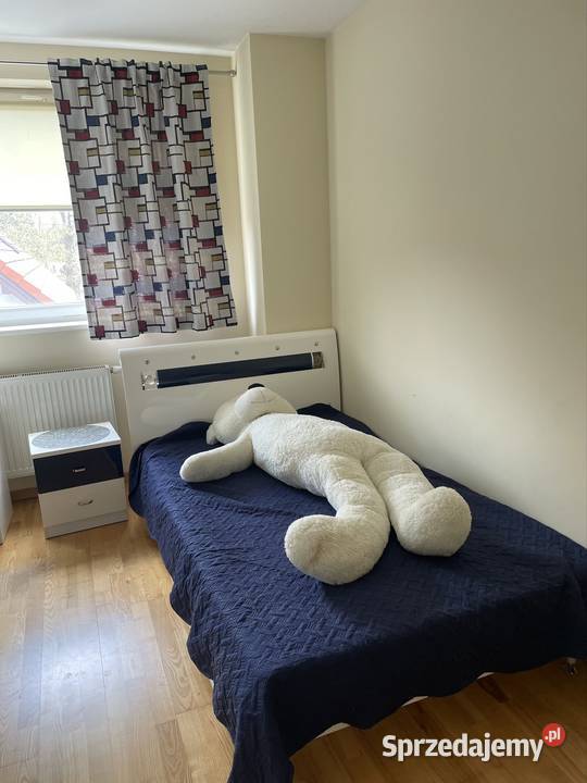 Piękny komplet mebli chłopca w stanie Izabelin B