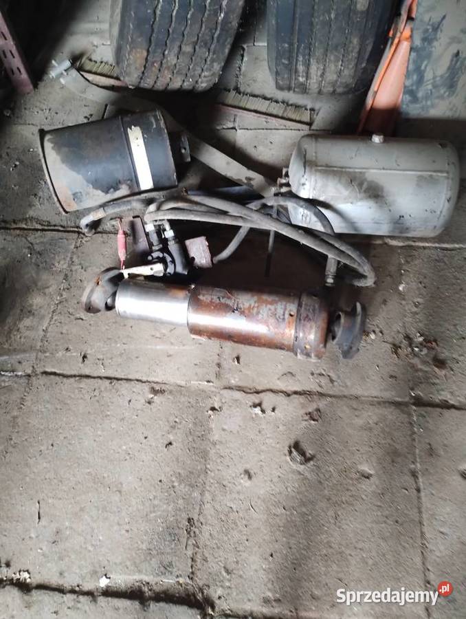 Siłownik wywrotu z rozdzielaczem Łódź