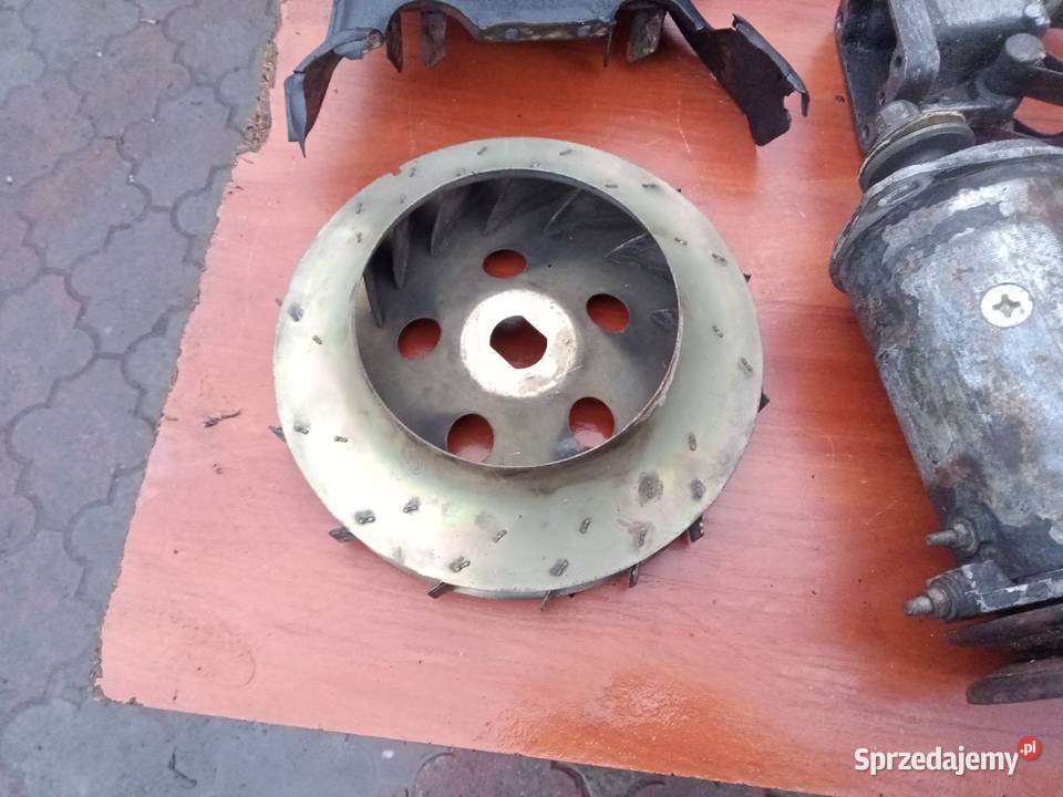Fiat 126p oblachowanie silnika wersja pradnica podkarpackie Stalowa Wola