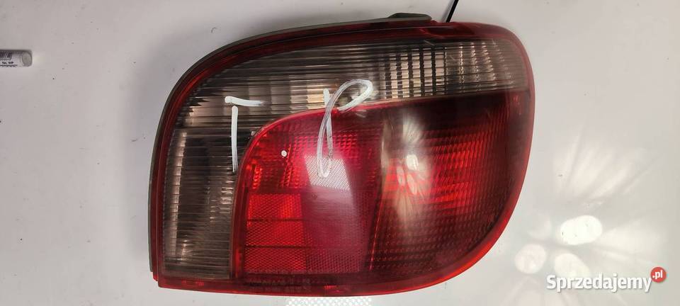 LAMPA PRAWA TYŁ TOYOTA YARIS I Lipno