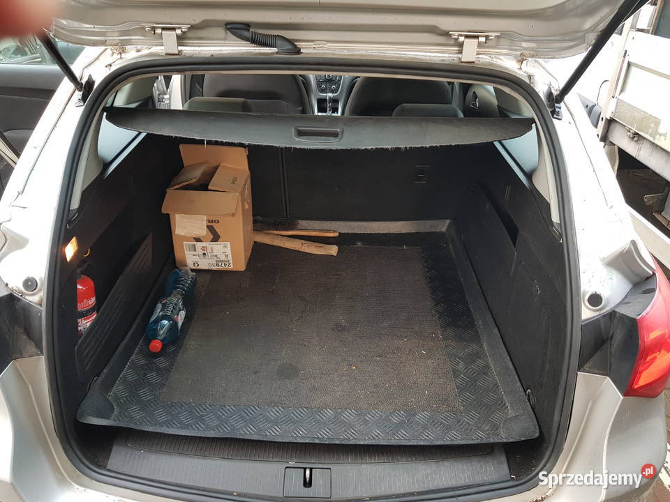Syndyk sprzeda Opel Astra 14 T Benzyna Automat benzyna Astra Warszawa