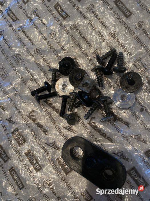 Śruby Mocowania Czaszy Yamaha R6 RJ11 N869 Poznań