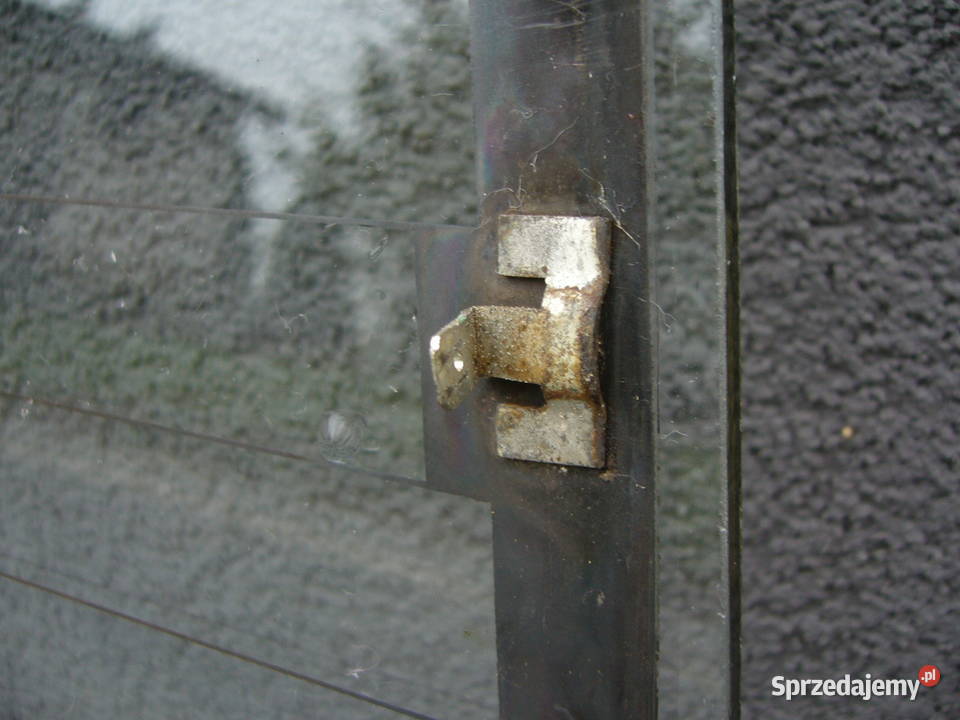 Szyba tylna do Fiata 126 P Szyba tylna do osobowe mazowieckie Mława