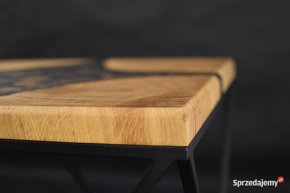 Dębowy stolik kawowy z żywicą epoksydową Crystal Stoły, krzesła, biurka Gdynia
