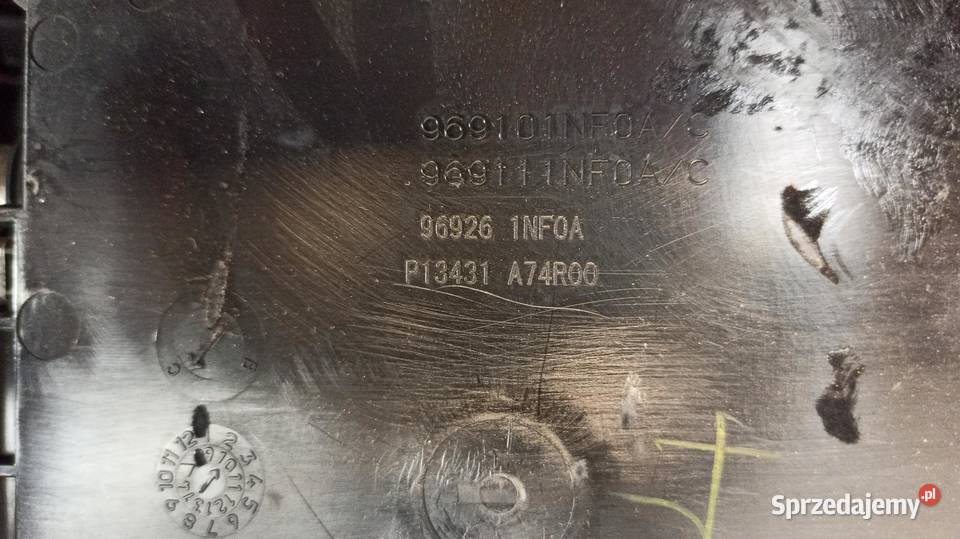 PODŁOKIETNIK TUNEL ŚRODEK INFINITI G37 96930 dolnośląskie sprzedam