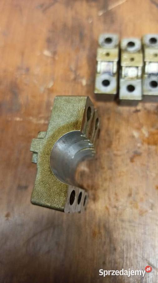 Stopka mostek wałka BMW e46 n42 n46 Uchwyt Dębica