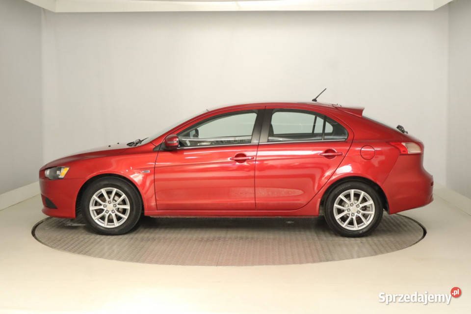Mitsubishi Lancer 16 MIVEC czerwony