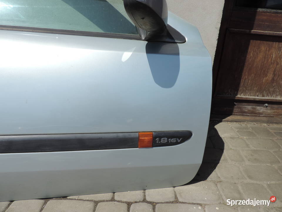 RENAULT LAGUNA 2 HB DRZWI PRAWY PRZÓD Nowy Sącz