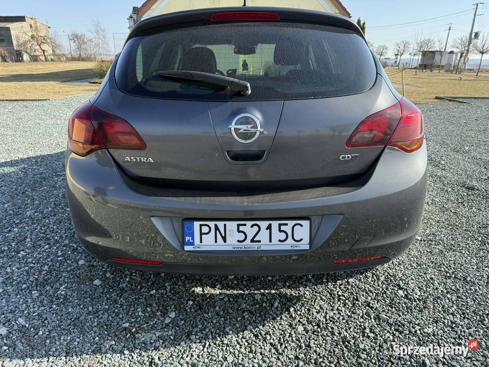 Opel astra j Nieborzyn