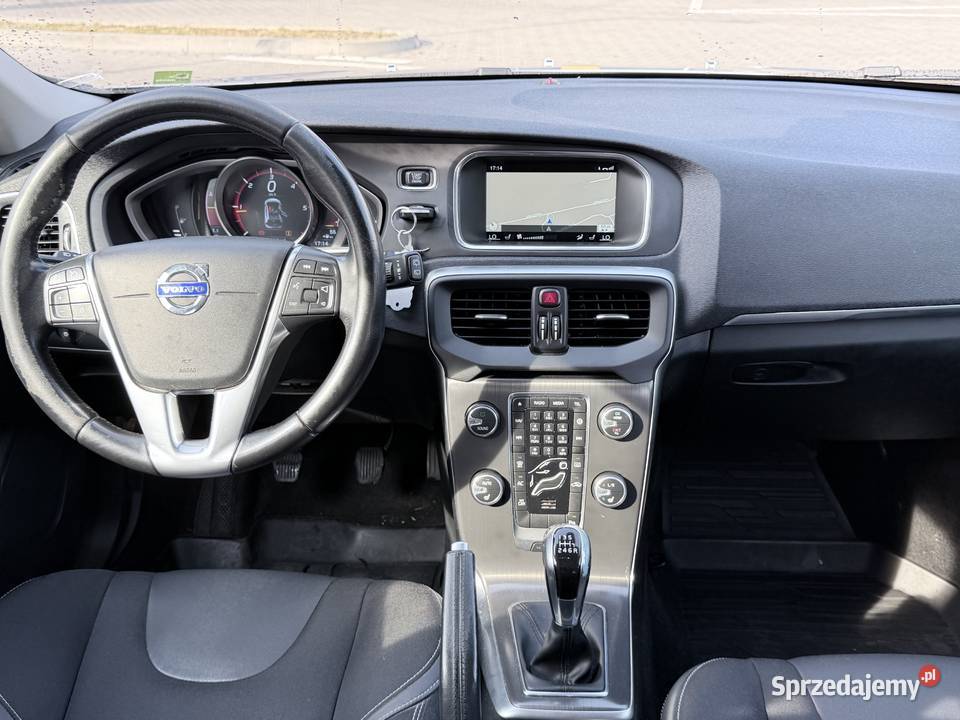 Volvo V40 20 D2 2015 243000km Starachowice