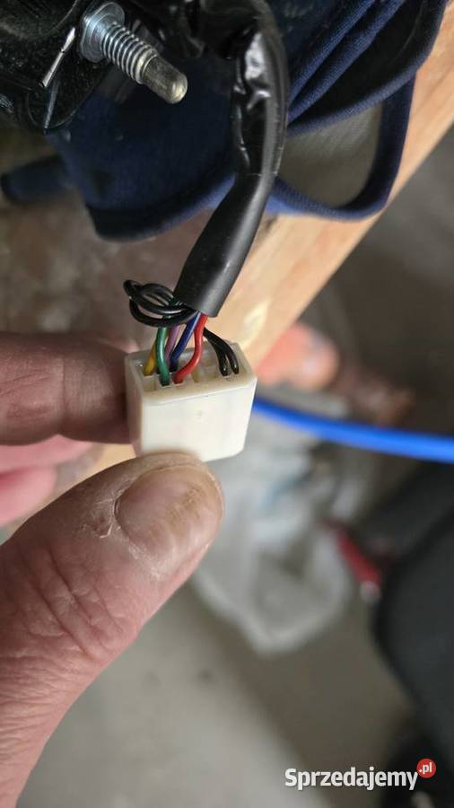 Suzuki Grand Vitara II lusterko prawe uszkodzone sprzedam