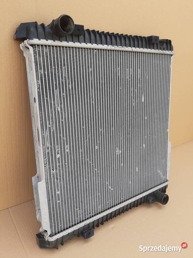 IVECO EUROCARGO EURO 6 CHŁODNICA CIECZY WODY Bieleń