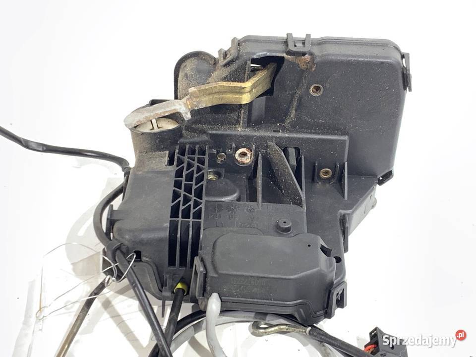 ZAMEK DRZWI LEWY PRZÓD MERCEDES CL203