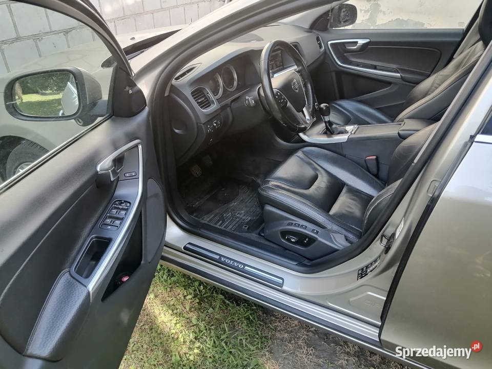 S 60 IDEALNY STAN 1996cm3 Biała Podlaska