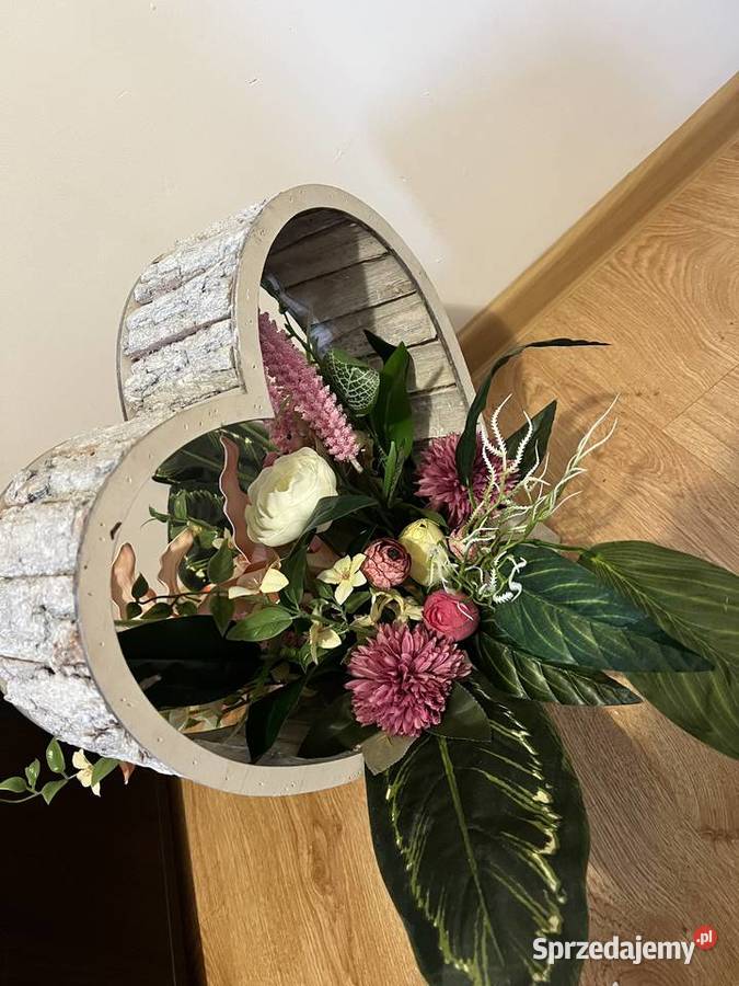 Kompozycja nagrobna z liliami Brzozów