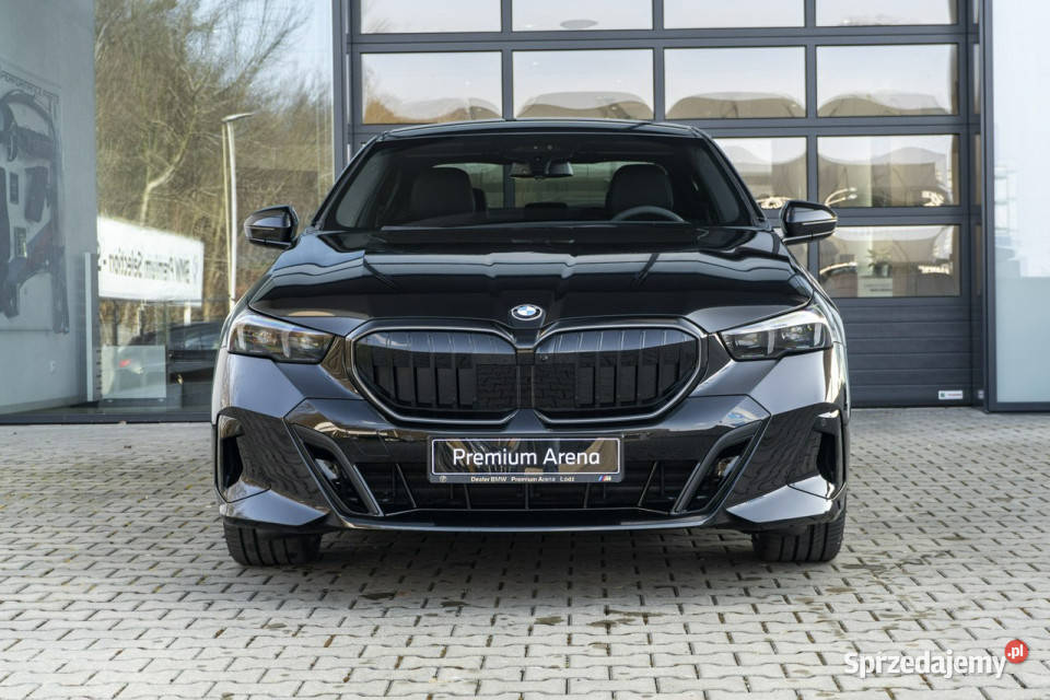 BMW 540 540d xDrive Limuzyna DEMO G60 2023 wielofunkcyjna kierownica BMW łódzkie