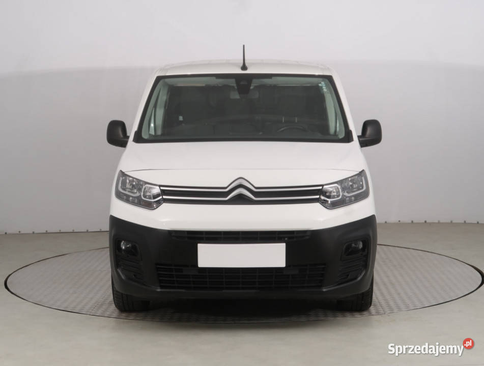 Citroen Berlingo 12 PureTech Rok produkcji 2020 Berlingo Piaseczno