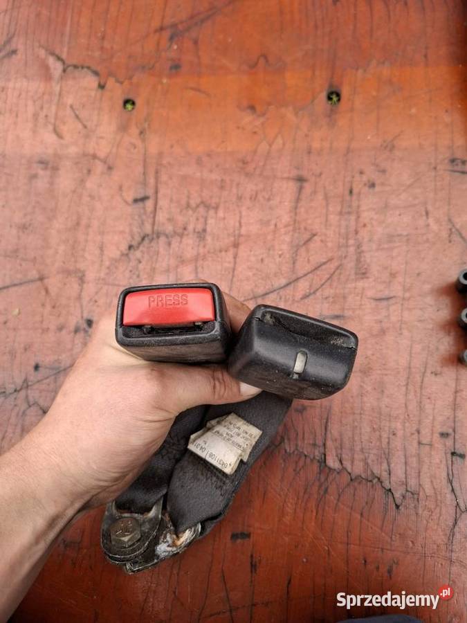 Zapinki klamry pasa bezpieczeństwa kanapy lewy Pasy bezpieczeństwa Przyborów