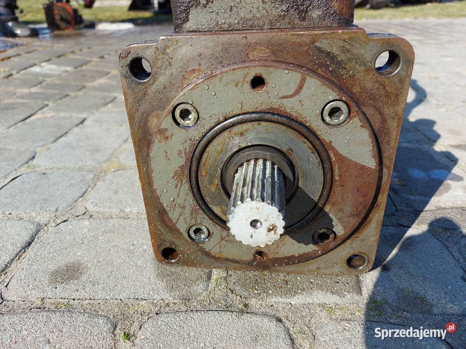 Nobas UB632 koparka części Gąsiennice Koparki Zwoleń sprzedam