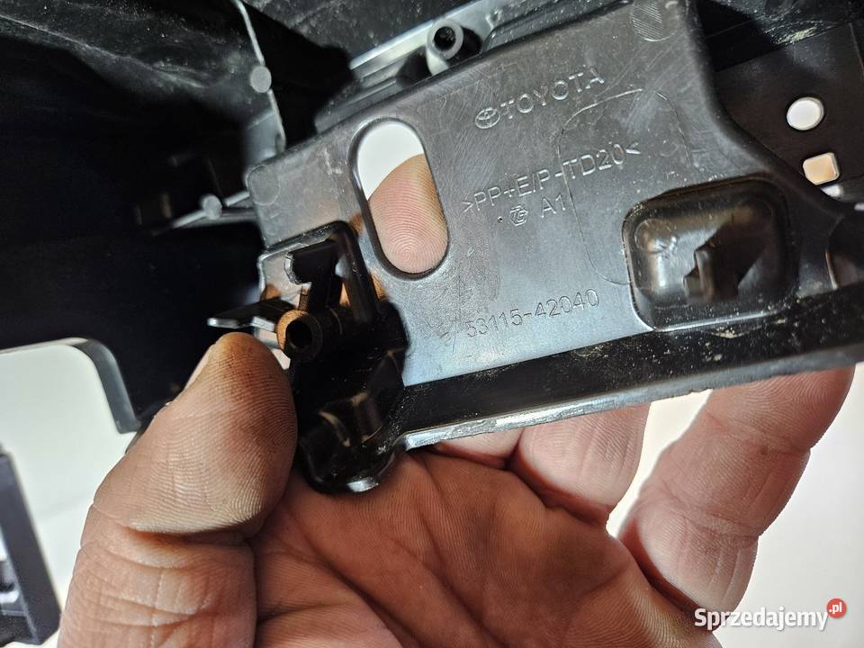TOYOTA BZ4X WZMOCNIENIE ZDERZAKA PRZÓD Międzychód