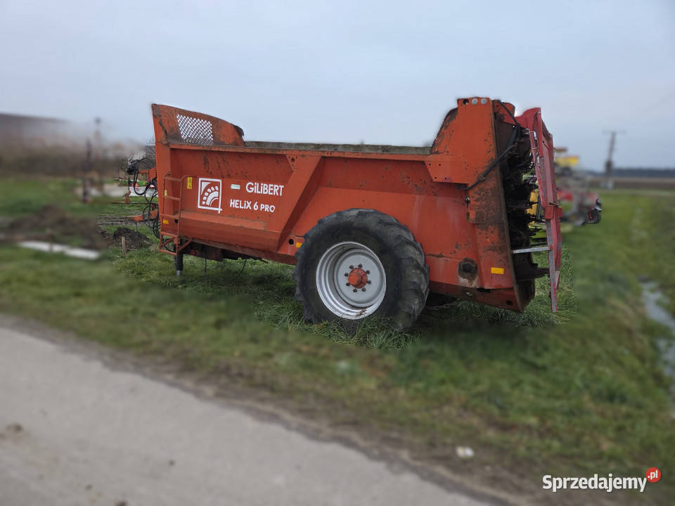 Rozrzutnik obornika GILIBERT HELIX 6 PRO 8 m3 Chmielew