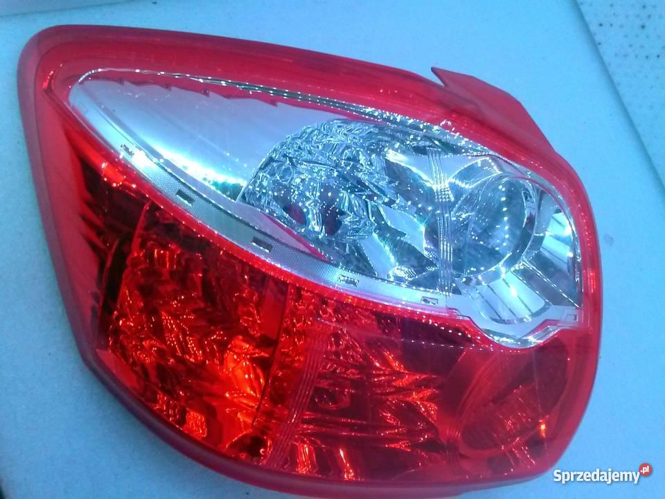 TOYOTA AURIS LIFT LAMPA LEWA TYŁ wielkopolskie Poznań