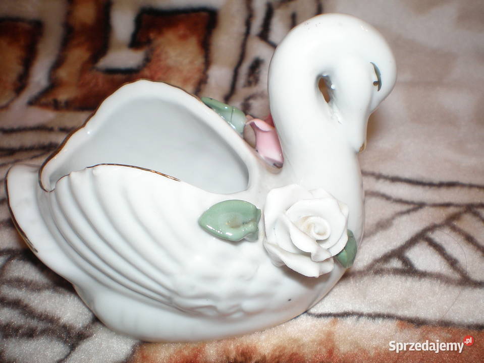 Sprzedam figurkę ceramiczną biały łabędź stan
