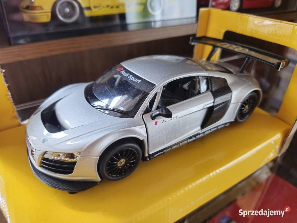 Model Audi R8 LMS 124 Rastar