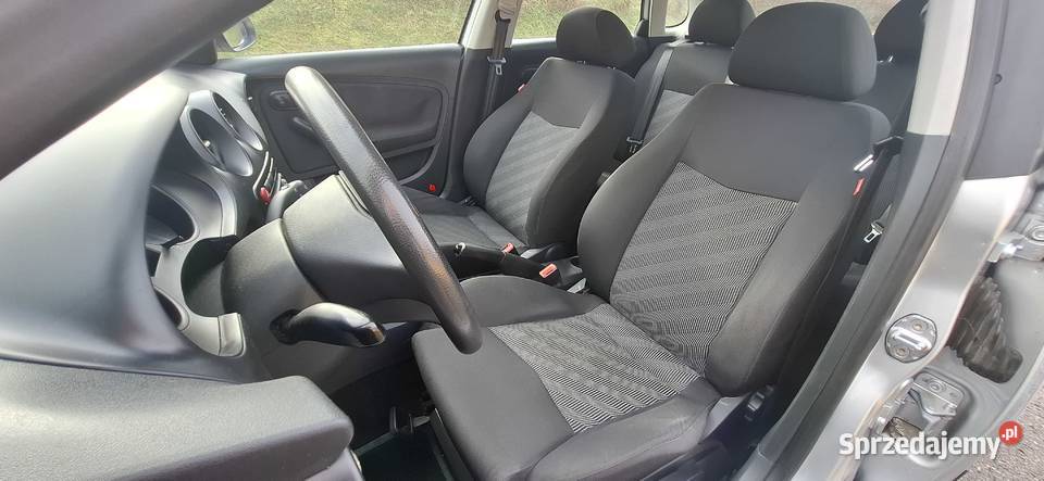 Seat Ibiza 14 TDI 5 drzwi 166 stan aluminiowe felgi Ibiza Rzeszów