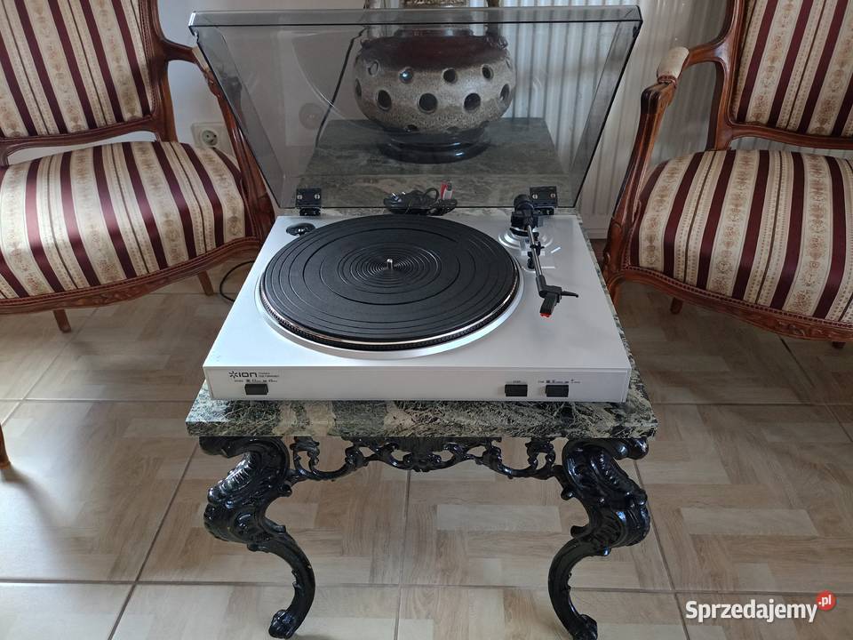 Gramofon ION TTUSB05 z przedwzmacniaczem Drawski Młyn