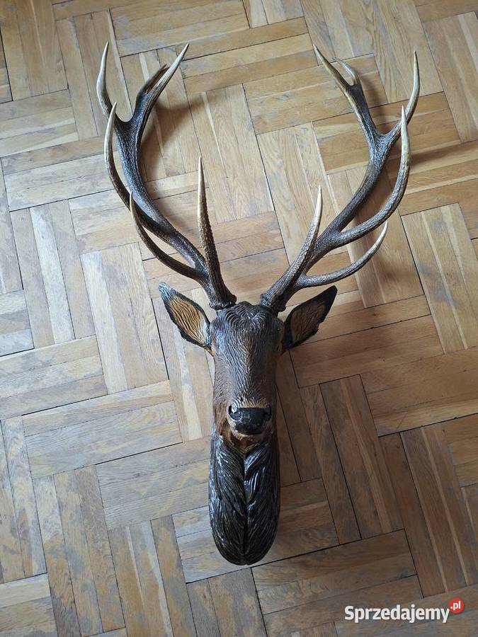 Rzeźbiona głowa jelenia z porożem Raszyn