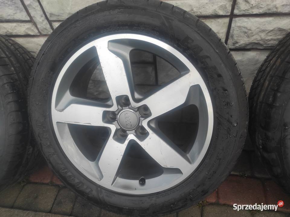 Alufelgi z oponami Audi Q3 ET43 7J18H2 2355018