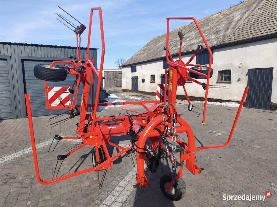 Przetrząsarka KUHN 5202 nowy model Rusko